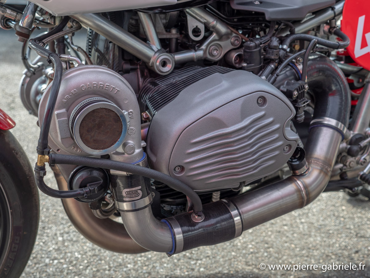 bmw-2turbo-g93_0322.jpg