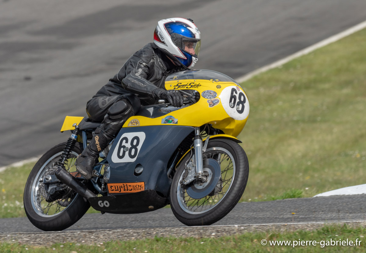 solos-g92_9200.jpg